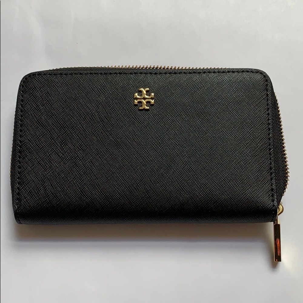 Tory Burch wallet